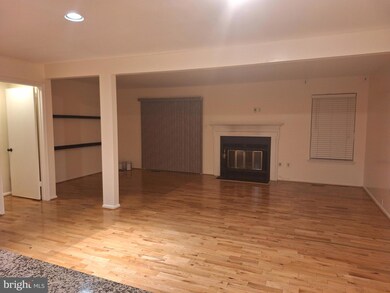 11726 Lone Tree Ct, Columbia, MD 21044 - photo 7