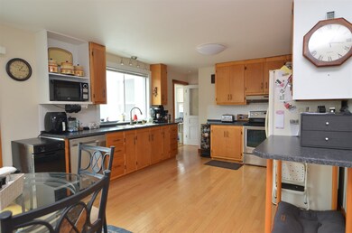 9 Route 114, Bradford, NH 03221 - photo 4