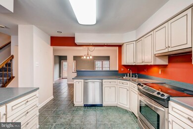 26 Faraday Dr, Lutherville Timonium, MD 21093 - photo 5