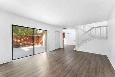 1700 Embassy Dr unit 708, West Palm Beach, FL 33401 - photo 3