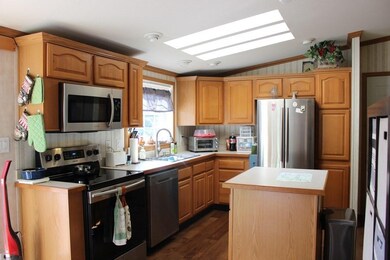 141 Cummings Dr, Orange, MA 01364 - photo 5