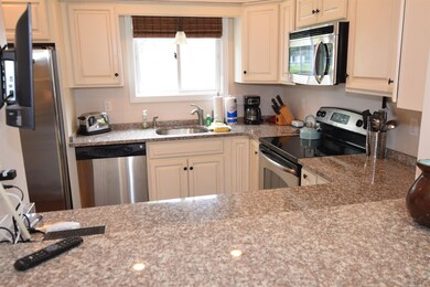 162 Grant Dr unit 14, Woodstock, NH 03262 - photo 7