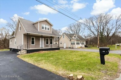 449 Taurus Rd in Niskayuna!