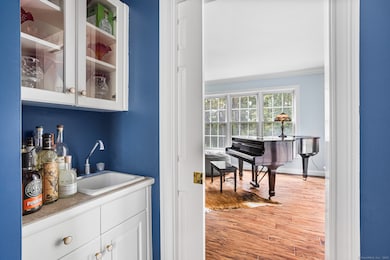 275 Talcott Notch Rd, Farmington, CT 06032 - photo 6