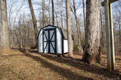 3300 Windsor Place unit 46, Statesville, NC 28625 - photo 5