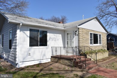 248 G St, Penns Grove, NJ 08069 - photo 4