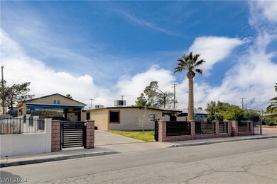 1661 Capistrano Ave, Las Vegas, NV 89169 - photo 2