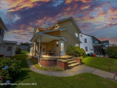 729 Lincoln St, Scranton, PA 18519 - photo 3