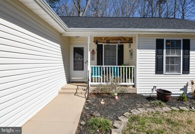 10403 Woodlake Ct, Spotsylvania, VA 22553 - photo 2