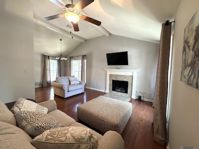 7441 N Jefferson Place Cir unit 47D, Baton Rouge, LA 70809 - photo 2