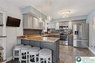 2420 Bannerstone Dr, Quakertown, PA 18951 - photo 6