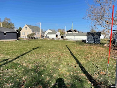 00 3rd St, Dewitt, IA 52742 - photo 4