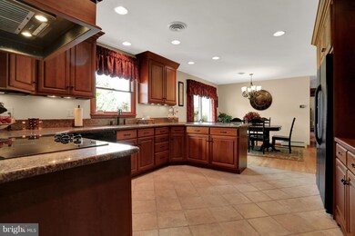 11796 Kimberly Dr, Greencastle, PA 17225 - photo 3