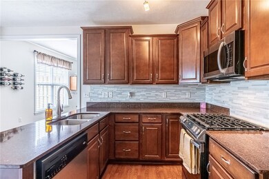 Tile back-splash and oven are NEW!