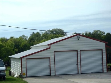 346 Sulphur Springs Rd, Shelbyville, TN 37160 - photo 3