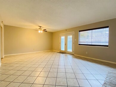 14224 Misty Meadow Ln, Houston, TX 77079 - photo 4