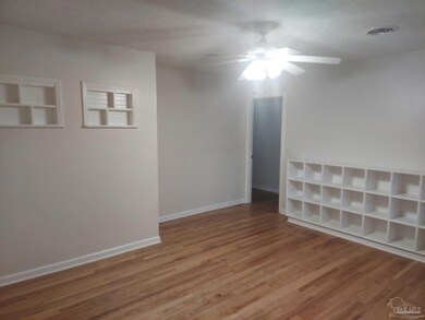 9505 Plymouth Ln, Cantonment, FL 32533 - photo 7