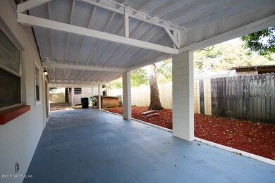 8939 Ricardo Ln, Jacksonville, FL 32216 - photo 5