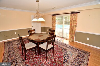 5155 Summit Dr, Fairfax, VA 22030 - photo 5