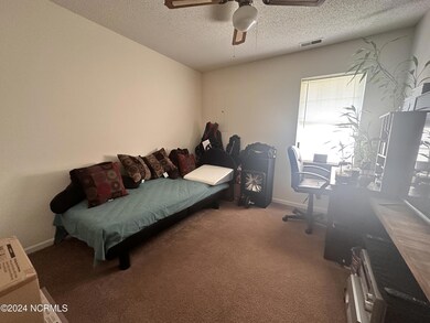 Bedroom 2 (2)