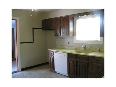 15 Chace Ave, Tiverton, RI 02878 - photo 4