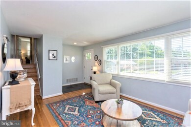 2407 Kirby Ct, Catonsville, MD 21228 - photo 6