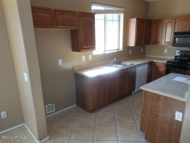 023-378048 Kitchen 2