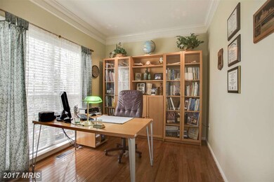 42256 Providence Ridge Dr, Chantilly, VA 20152 - photo 7