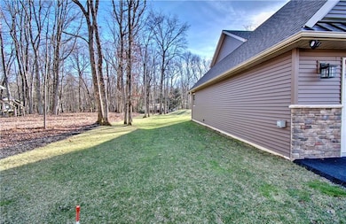 28 Pool Dr, Jim Thorpe, PA 18229 - photo 5