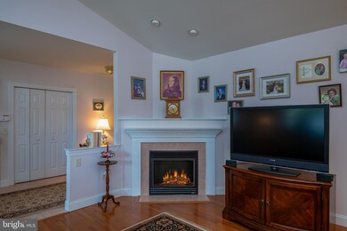 140 N Cacoosing Dr, Reading, PA 19608 - photo 5