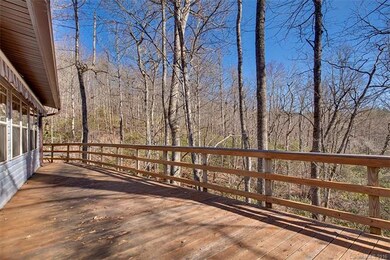 Spacious wrap around Deck