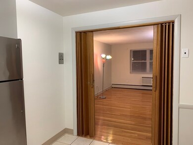 37 Montvale Ave unit 5, Woburn, MA 01801 - photo 3