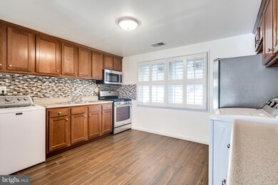 2415 Alma Rd, Halethorpe, MD 21227 - photo 7