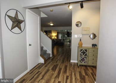 9515 Hickory Limb, Columbia, MD 21045 - photo 3