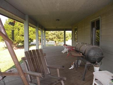 1020 Wanamaka Rd, Emporia, KS 66801 - photo 4