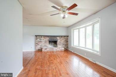 25 Hayes Ave, Westville, NJ 08093 - photo 6