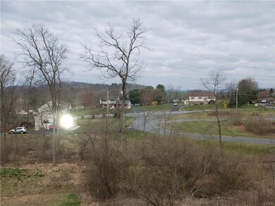 6227 Jenna Ct unit Brandywine, Slatington, PA 18080 - photo 3