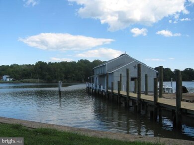 1123 Cherry Point Rd, West River, MD 20778 - photo 3