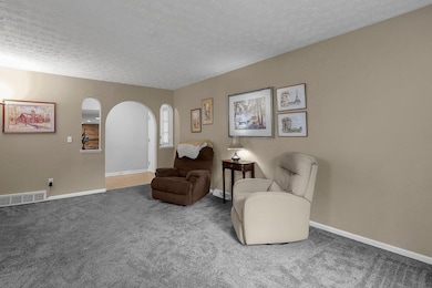 7-web-or-mls-5968-lisa-st
