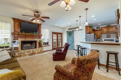 1255 Mcvoid Rd, Springtown, TX 76082 - photo 7