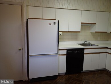 3031 Fallstaff Rd unit 604C, Baltimore, MD 21209 - photo 7