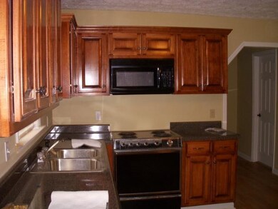 502 Polk St, Manchester, TN 37355 - photo 4