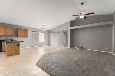 13430 W Port Royale Ln unit 7, Surprise, AZ 85379 - photo 7