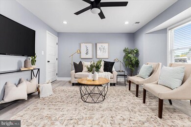 961 Lance Ave, Essex, MD 21221 - photo 2