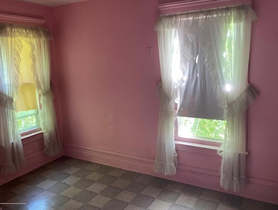 320 W Genesee St, Lansing, MI 48933 - photo 4