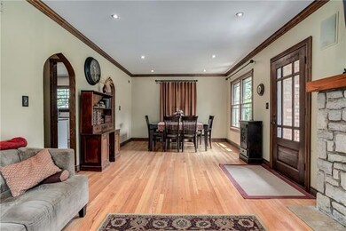 The Craftsman Details are Fabulous!