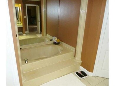 Master Bath/Spa.
