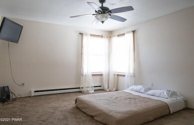 127 Mountain View Dr, Hawley, PA 18428 - photo 6