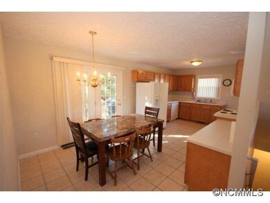 26 Smoke Tree Rd, Candler, NC 28715 - photo 5