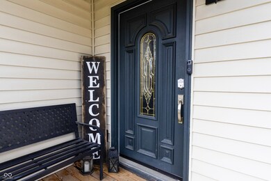 8231 N Chaucer Ct, Columbus, IN 47201 - photo 4